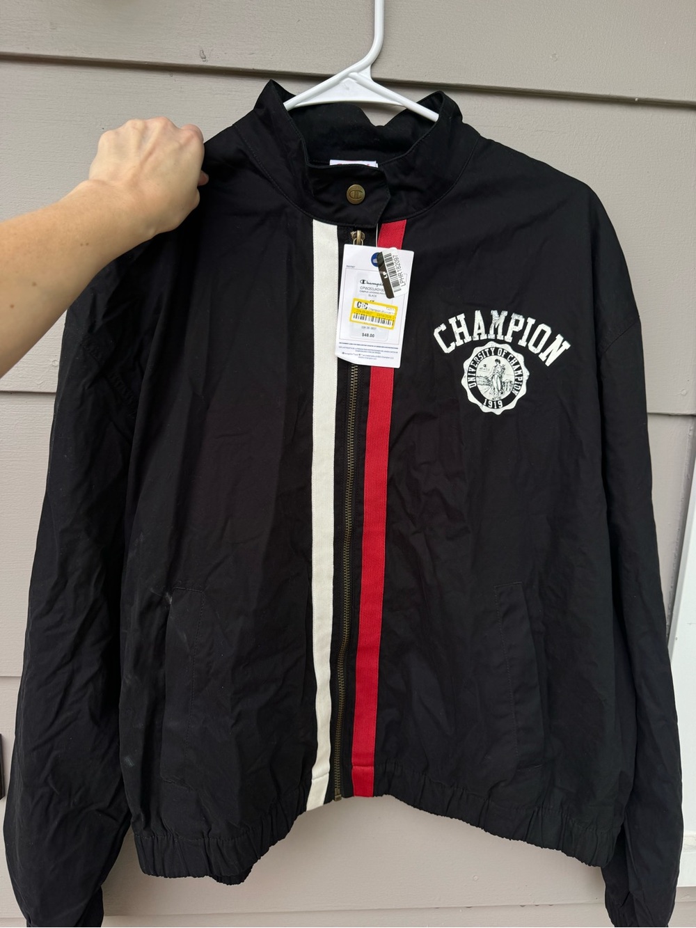 champion jacket size 1x it is new but has dust on the side
